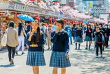 Tại sao người Nhật Bản không bao giờ vừa đi vừa ăn trên đường phố?