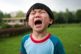 Con cái ngày càng xa cách cha mẹ, hóa ra bắt nguồn từ 4 câu chuyện tưởng chừng vô hại mà cha mẹ kể
