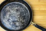 Lời khuyên cho những gia đình đang dùng chảo đã bong lớp chống dính
