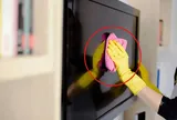Mẹo vệ sinh màn hình tivi sạch bóng không còn một hạt bụi, không xước màn