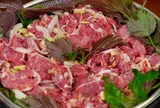 Cách làm bò hấp lá tía tô thơm lừng, mềm mượt