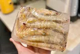 Tôm tươi mua về đừng vội cho thẳng vào tủ lạnh: Làm cách này để cả tháng tôm vẫn tươi, ngọt thịt như vừa mới mua