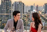Vì sao phụ nữ thường mặc váy khi hẹn hò với đàn ông? Hoá ra là để "kích hoạt" điều này