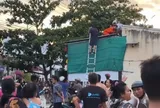 Nam sinh lớp 6 tử vong thương tâm khi trèo mái nhà nhặt bóng: Gia cảnh xót xa