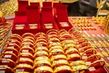 Giá vàng hôm nay ngày 15/5: Vàng nhẫn và vàng miếng cùng "án binh bất động"