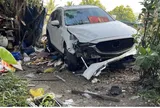 Nữ tài xế quốc tịch Trung Quốc lái ô tô tông sập quán nước, chủ quán thiệt mạng