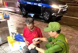 Anh Nguyễn Trọng Hiệp SN 1970  lang thang giữa đêm mưa ở Quảng Trị đã được giúp trở về nhà bằng cách nào?