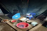 Đột kích "đại bản doanh" livestream “đổ thạch” đầy kịch tính trên Youtube: Hiện trường sơ sài đến không ngờ của những phiên live tiền tỷ