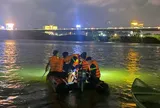 Ca nô xuyên đêm cứu nam thanh niên nhảy cầu Trà Khúc, thoát "cửa tử" trong tích tắc