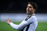 Dusan Vlahovic chia tay Juventus sau bốn năm đầy thăng trầm