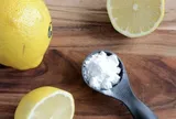 Mẹo hay cho đồ trắng: Tẩy vết ố vàng cực nhanh chỉ với nguyên liệu bếp quen thuộc