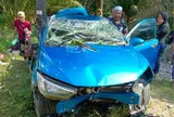 Ô tô đâm đường ống nước, 5 người trong gia đình tử vong: Chi tiết đau lòng nhất tại hiện trường khiến ai cũng xót xa
