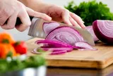 Hướng dẫn thái hành không cay mắt cực đơn giản