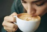 Uống cà phê mỗi ngày nhưng răng vẫn trắng sáng, bí quyết nằm ở 5 thói quen này