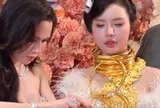 Lễ ăn hỏi “gây sốt” của cô dâu Đồng Tháp với màn trao vàng kéo dài 40 phút vì...  nhiều