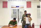 Bé trai 5 tuổi lang thang một mình trong đêm tối, cái kết khiến gia đình vỡ òa