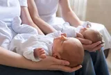 Hai bé gái được sinh ra từ IVF, nhưng kết quả ADN khiến cả gia đình chết lặng