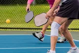 Từ vụ người đàn ông bất ngờ tử vong khi đang chơi pickleball: Không thể chủ quan với vận động cường độ cao