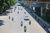Hà Nội và đồng bằng Bắc Bộ hầm hập 38–40 độ C, nắng nóng gay gắt kéo dài
