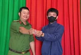 Chiếc nhẫn kim cương biến mất sau buổi mua sắm, camera hé lộ diễn biến bất ngờ