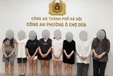 Hé lộ bí mật của 8 "chân dài" bên trong căn nhà số 2 Hoàng Cầu