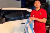 Tim gây tranh cãi vì dùng áo tuyển Argentina lau xe, sau đó xóa clip