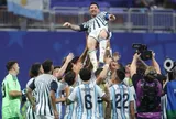 Messi tỏa sáng, Argentina lội ngược dòng không tưởng để vào tứ kết World Cup 2026