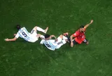 Hạ gục Ai Cập, nhưng tại sao chiến thắng của Argentina lại "bốc mùi" tranh cãi?