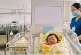 Người mẹ biến mất sau vài giờ sinh con, để lại bé trai 2,7kg cùng nhiều điều khó hiểu
