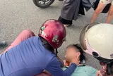 Hơn 10 phút ép tim giữa đường, nữ điều dưỡng giúp người đàn ông giành lại sự sống