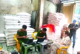 Bí mật bên trong kho hàng chứa 70 tấn đường khiến nhiều người bất ngờ