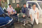 Thai phụ ngất lịm vì đói giữa đường, may mắn gặp "ân nhân"