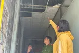 Lốc xoáy tốc mái nhà dân, công an và quân sự khẩn trương hỗ trợ