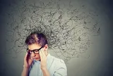 10 kiểu người tưởng vô hại nhưng càng thân càng dễ kéo bạn vào rắc rối
