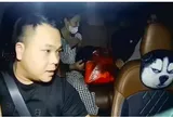 Tài xế taxi từ chối nhận tiền cước của mẹ con bệnh nhân chạy thận, nói một câu khiến nhiều người xúc động