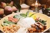 Nguồn gốc tên gọi "cơm âm phủ" ở Huế, có thật liên quan đến cõi âm?
