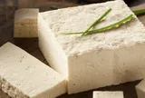 Đi chợ mua đậu phụ, nhớ kiểm tra những dấu hiệu này để chọn đúng loại ngon