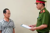Khởi tố người đàn ông ở Vĩnh Long dùng cây đánh cha ruột 93 tuổi gãy hai tay
