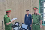 Kiểm tra tàu cá trên sông, phát hiện "bí mật động trời" của thanh niên 23 tuổi ở Vĩnh Long