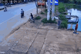 Một hành động nhanh trí của cậu bé 11 tuổi đã giúp em họ thoát nạn giữa hồ nước sâu