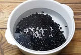 Mách bạn mẹo nấu chè đỗ đen nhanh nhừ, hạt bở nhưng không bị nát, nước chè thơm ngon