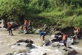 Mưa lớn cuốn trôi 3 chị em ở Sơn La