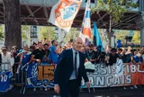 Hơn 80.000 vé trận ra mắt sân nhà của Zidane cùng tuyển Pháp được bán hết sau chưa đầy 24 giờ