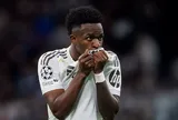 Vinicius Jr chính thức gia hạn với Real Madrid đến năm 2032