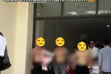3 gymer cởi trần tại sảnh lễ tốt nghiệp của trường đại học, màn "khoe thân" gây tranh cãi