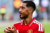Youri Tielemans xin lỗi Aston Villa sau phát ngôn gây tranh cãi