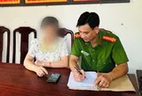 Đang làm sổ đỏ, người phụ nữ bất ngờ nhận 20 triệu đồng rồi tá hỏa khi biết mình vừa mắc một khoản nợ lãi suất cao