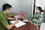 Một cuộc gọi báo “dính án ma túy”, người phụ nữ bán vàng, mang 159 triệu đồng đến ngân hàng rồi may mắn rẽ vào trụ sở Công an