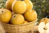 Mách bạn bí quyết chọn lê ngon, mọng nước, tránh mua phải quả nhạt và xốp