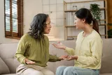 Mẹ chồng bất ngờ bảo vợ chồng tôi ra ở riêng, cứ nghĩ bị “đuổi khéo”, nào ngờ...